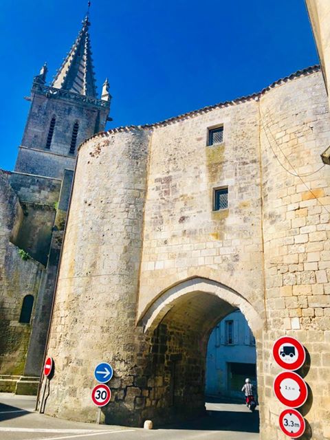 Porte d'entrée de la ville